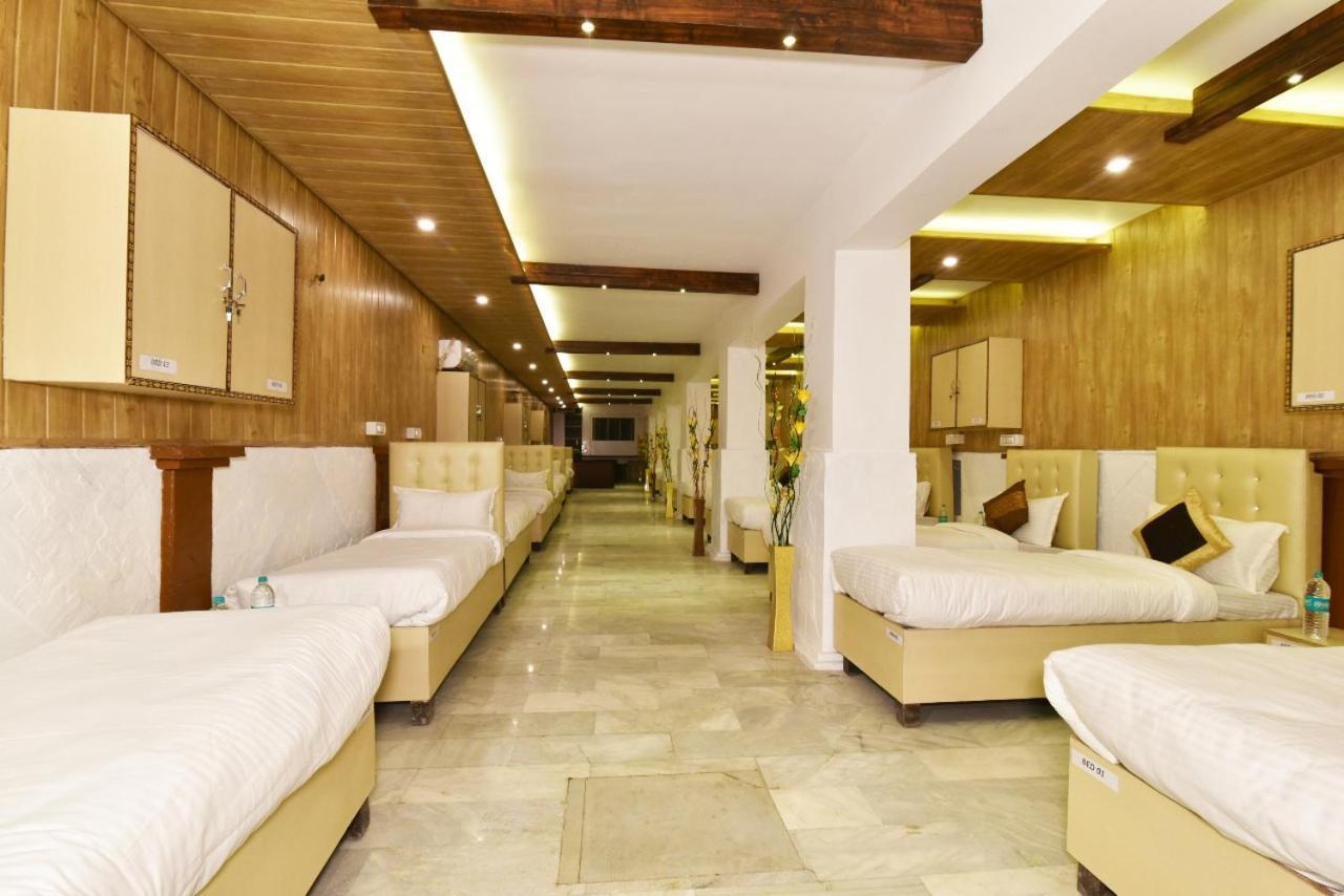 Hotel sallow International Amritsar Esterno foto